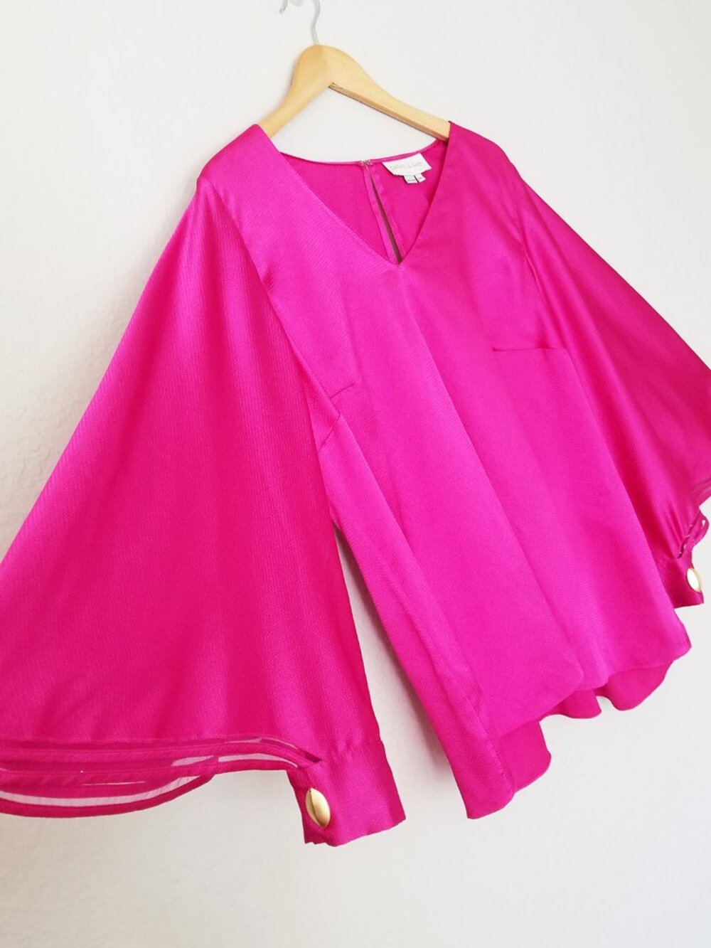 Sachin + Babi Adelaide V Neck Satin Blouse Top Pink Batwing Plus Size 2XL $395 - Picture 11 of 15